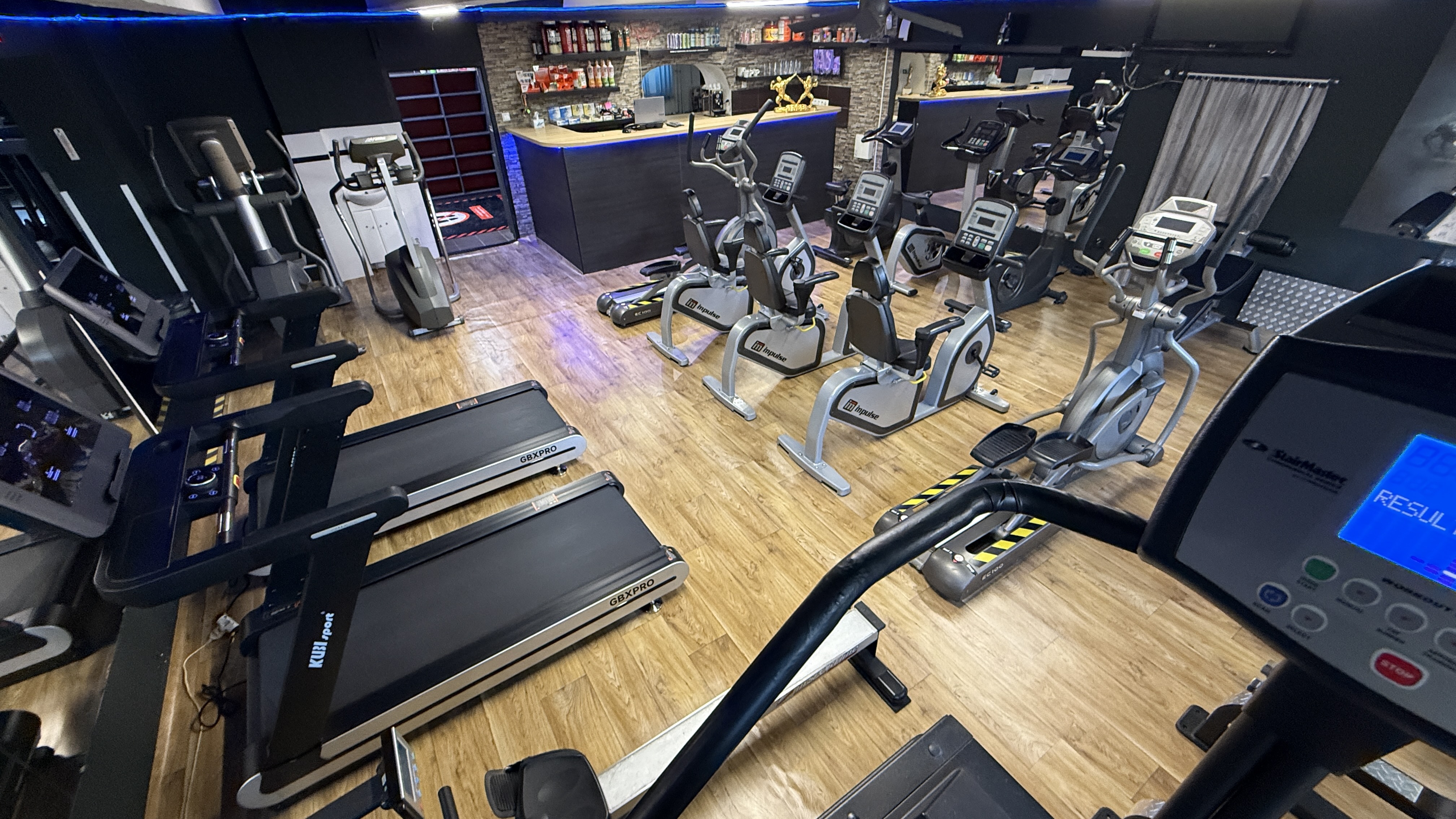 Roland Fitness - 42