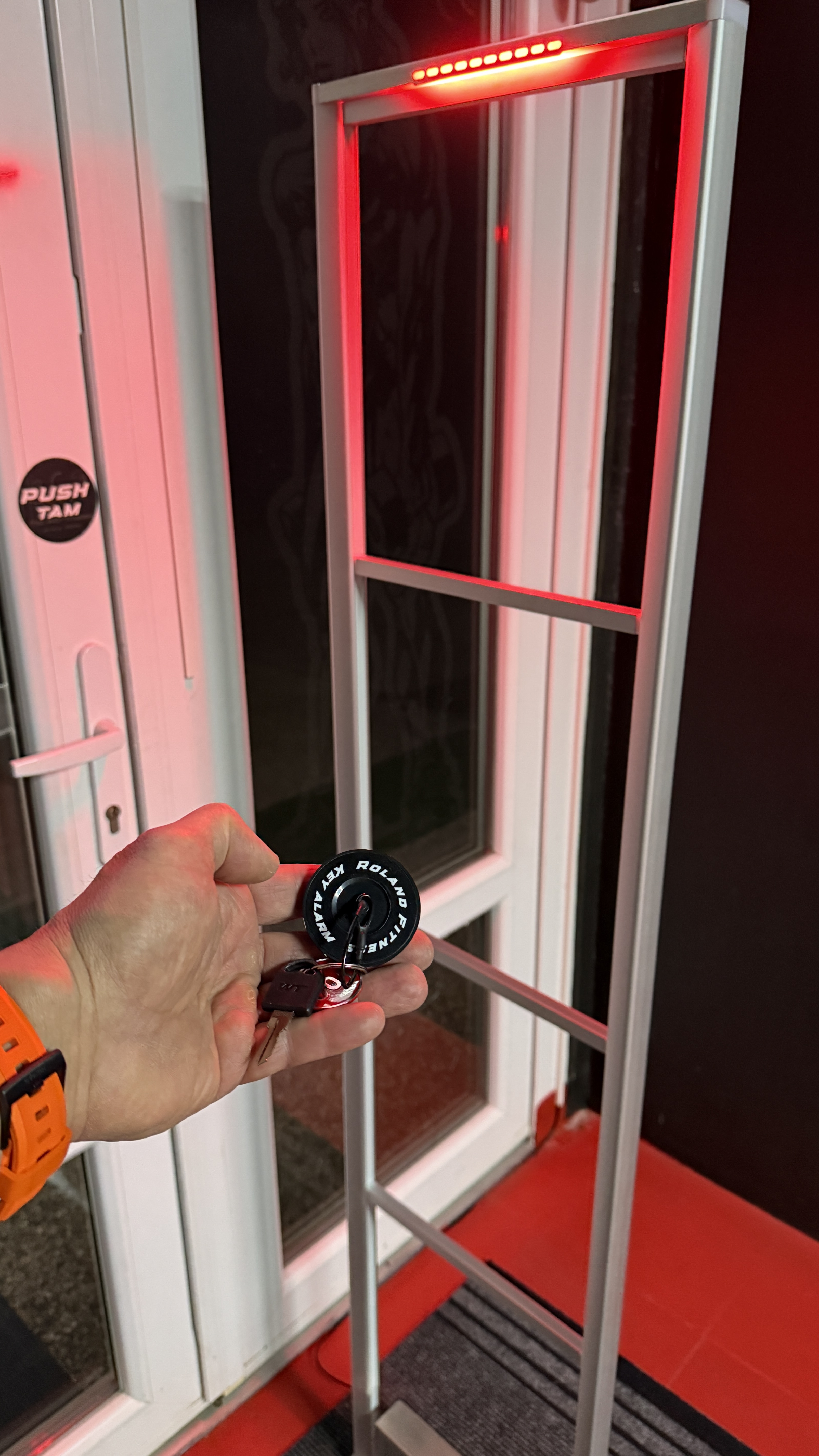 ALARM ON KEYS